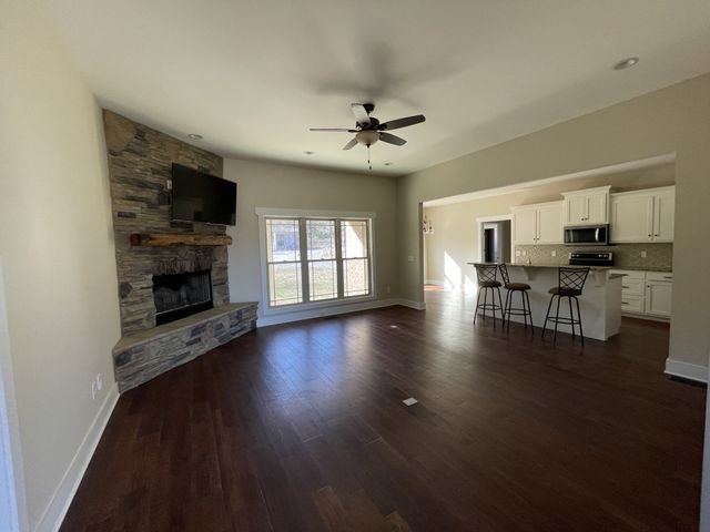 3597 Thompson Rd, Murfreesboro, TN 37128