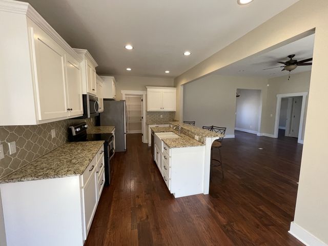 3597 Thompson Rd, Murfreesboro, TN 37128