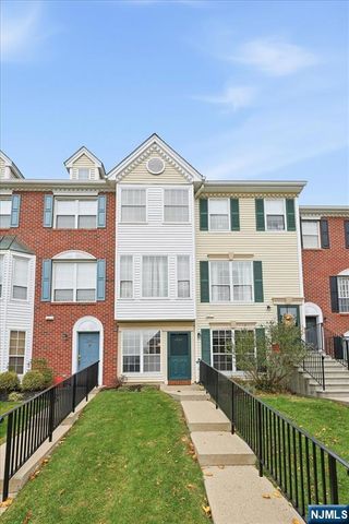 1295 Hibiscus Court, Mahwah, NJ 07430