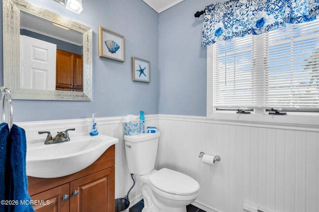 2241 Mount Hope Lane, Toms River, NJ 08753