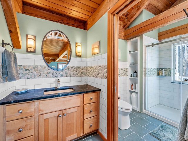 2381 Middle Road, Plainfield, VT 05667