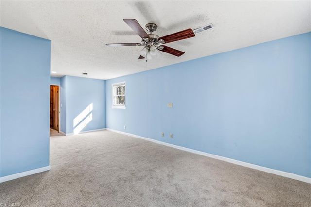 3825 Old hollow Road, Kernersville, NC 27284