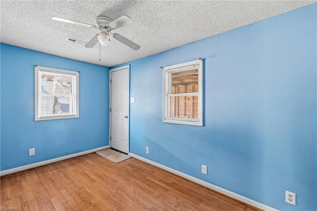 3825 Old hollow Road, Kernersville, NC 27284