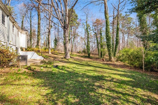 3825 Old hollow Road, Kernersville, NC 27284