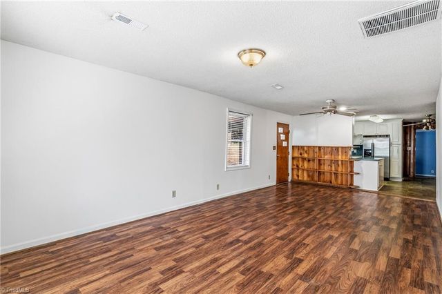 3825 Old hollow Road, Kernersville, NC 27284