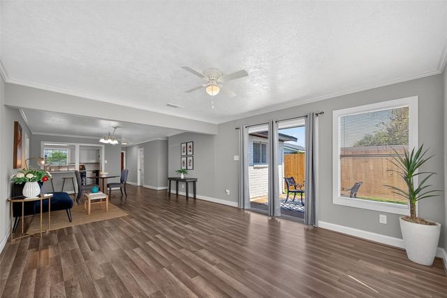 10967 Fairland Drive, Houston, TX 77051