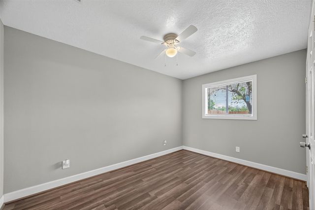 10967 Fairland Drive, Houston, TX 77051