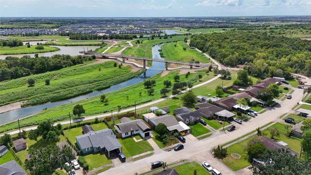 10967 Fairland Drive, Houston, TX 77051