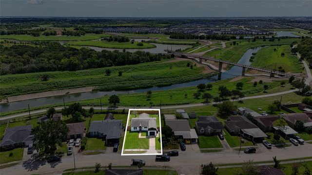 10967 Fairland Drive, Houston, TX 77051