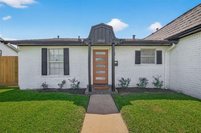 10967 Fairland Drive, Houston, TX 77051