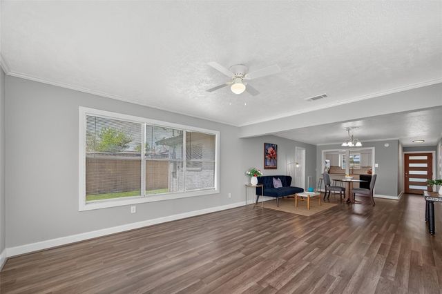 10967 Fairland Drive, Houston, TX 77051