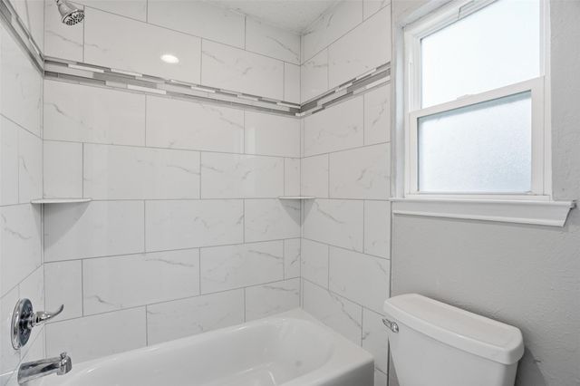 4400 Willow Crest Drive, Arlington, TX 76017