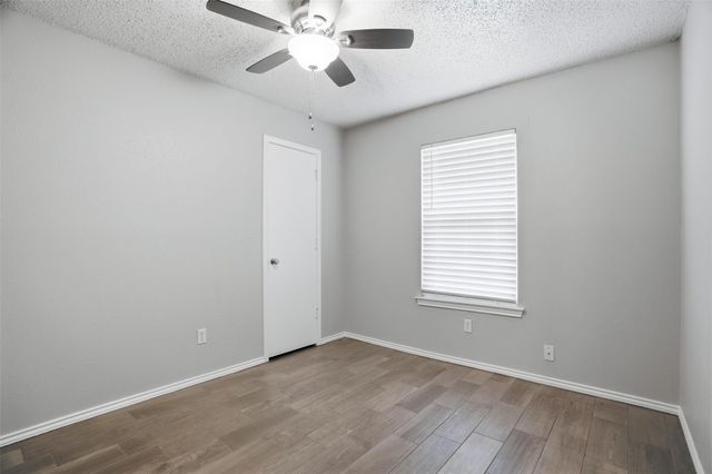 4400 Willow Crest Drive, Arlington, TX 76017