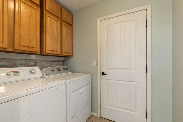 517 S Lincoln Avenue, Strafford, MO 65757