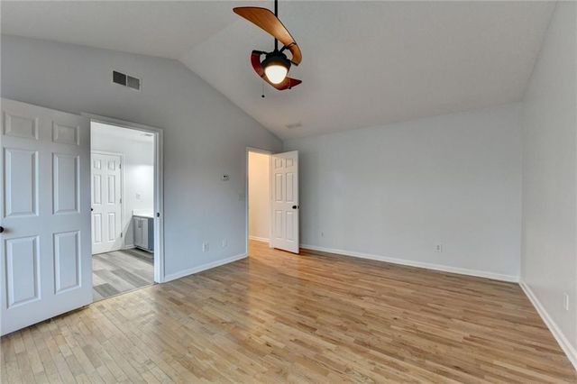 2060 Eagle Nest Bluff, Lawrenceville, GA 30044