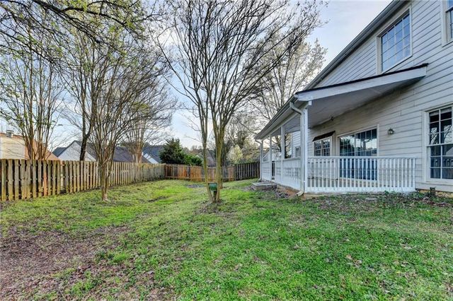 2060 Eagle Nest Bluff, Lawrenceville, GA 30044