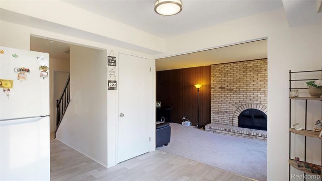 3649 Wakefield Drive, Troy, MI 48083