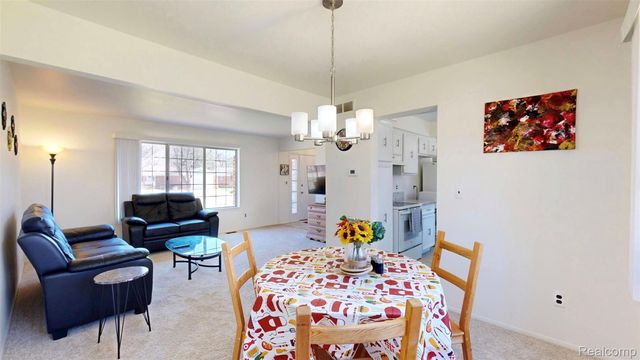 3649 Wakefield Drive, Troy, MI 48083