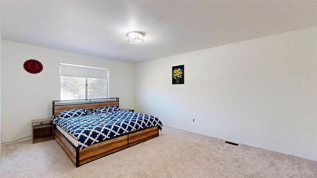 3649 Wakefield Drive, Troy, MI 48083