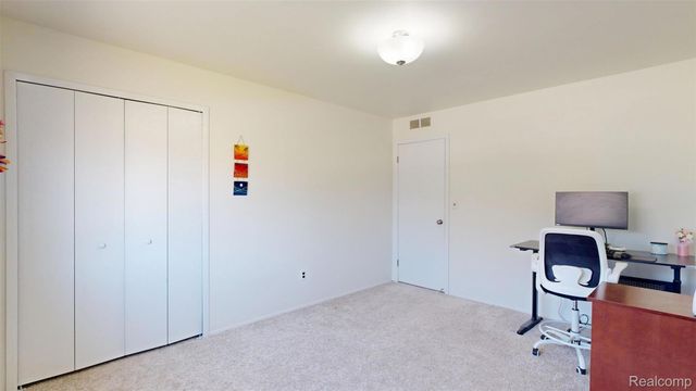 3649 Wakefield Drive, Troy, MI 48083