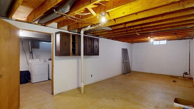 3649 Wakefield Drive, Troy, MI 48083