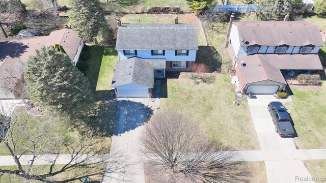 3649 Wakefield Drive, Troy, MI 48083