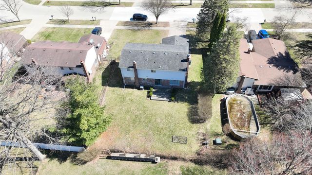 3649 Wakefield Drive, Troy, MI 48083