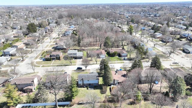 3649 Wakefield Drive, Troy, MI 48083