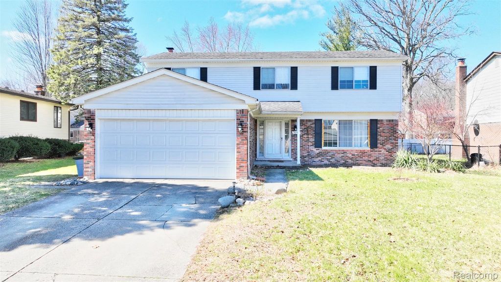 3649 Wakefield Drive, Troy, MI 48083