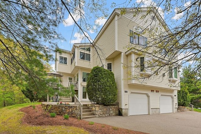 3002 Maple Brook Rd 3002, Bellingham, MA 02019