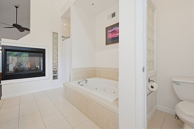3002 Maple Brook Rd 3002, Bellingham, MA 02019