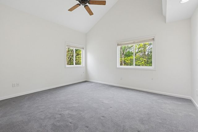 3002 Maple Brook Rd 3002, Bellingham, MA 02019