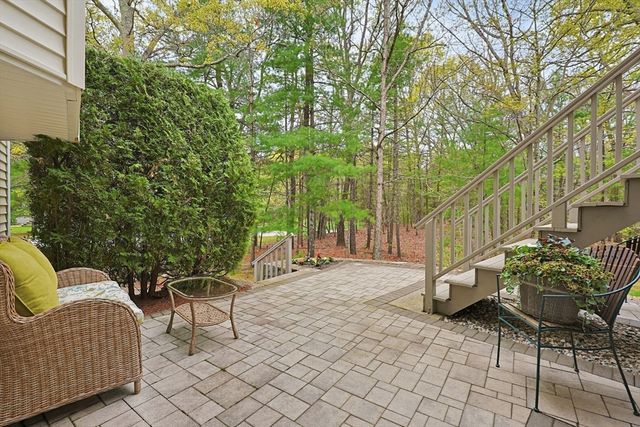 3002 Maple Brook Rd 3002, Bellingham, MA 02019