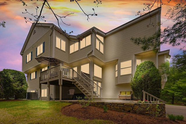 3002 Maple Brook Rd 3002, Bellingham, MA 02019