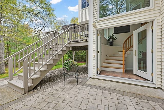 3002 Maple Brook Rd 3002, Bellingham, MA 02019