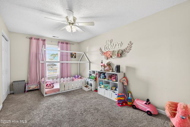 202 Quail Creek Court, Hubert, NC 28539