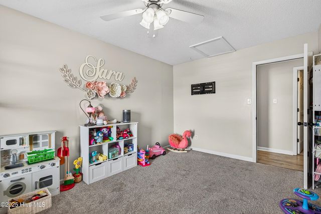 202 Quail Creek Court, Hubert, NC 28539