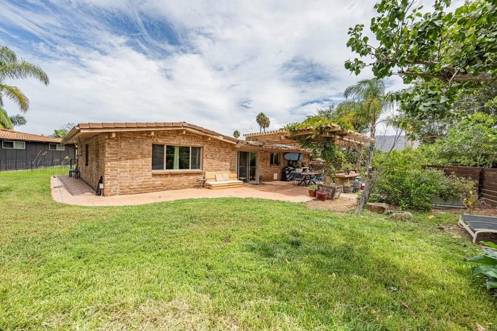 4719 Via Inca, Fallbrook, CA 92028 — exterior