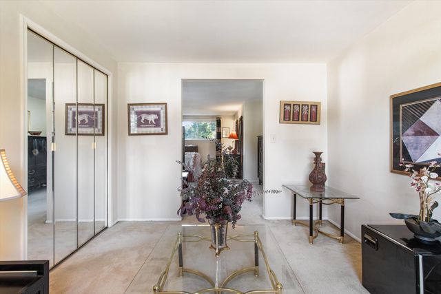 21361 Andover Road, Southfield, MI 48076