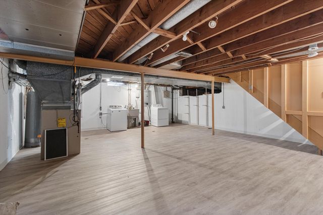 21361 Andover Road, Southfield, MI 48076