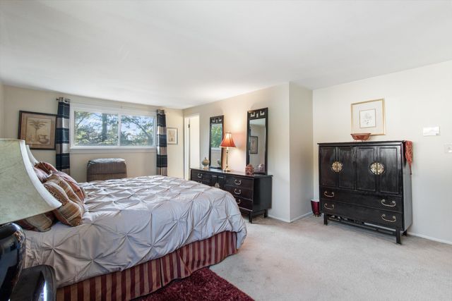 21361 Andover Road, Southfield, MI 48076