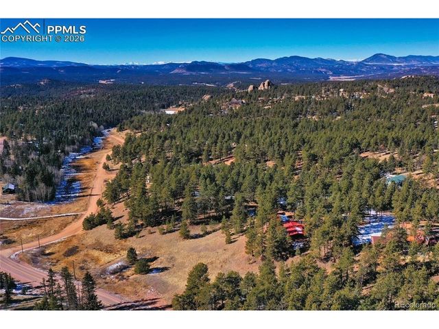 683 Kingston Dr, Florissant, CO 80816
