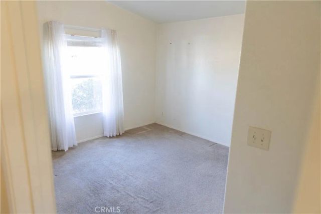 2140 Mentone 3, Mentone, CA 92359