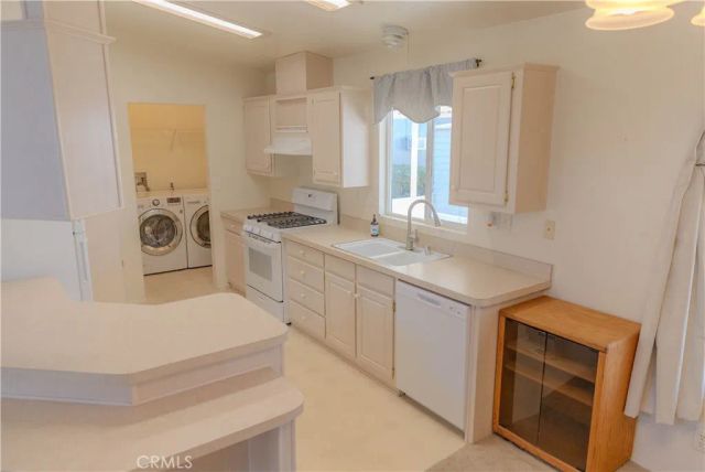 2140 Mentone 3, Mentone, CA 92359