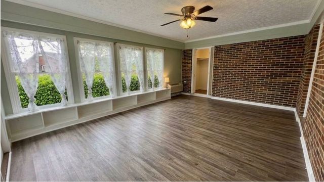 805 Fairlane Cir, Smithville, TN 37166