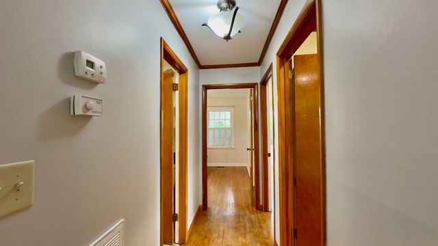 805 Fairlane Cir, Smithville, TN 37166