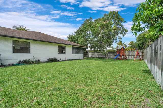 107 Segovia Avenue, Royal Palm Beach, FL 33411