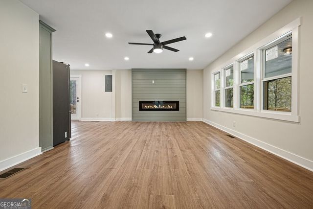 117 Chester Harris Drive, Dallas, GA 30132