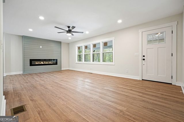 117 Chester Harris Drive, Dallas, GA 30132