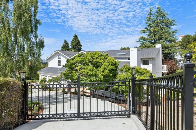 10 Salmark Court, Hillsborough, CA 94010